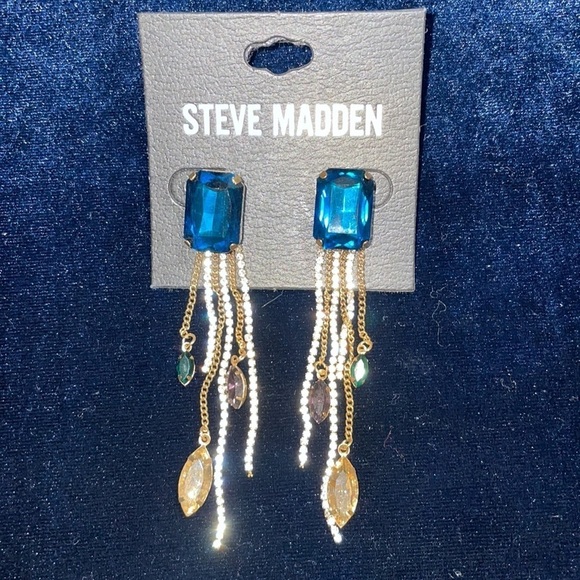 Steve Madden Jewelry - Steve Madden Earrings Colorful Dangle Bling Earrings Sold Out in Stores 🆕 💎